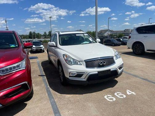 Majestic White 2016 INFINITI QX50 Base