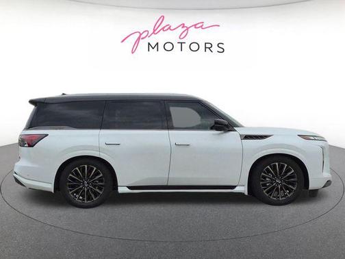 Radiant White/Black Obsidian 2026 INFINITI QX80 AUTOGRAPH AWD