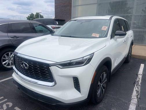 Glacier White 2025 INFINITI QX60 Pure