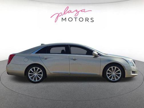 Silver Coast Metallic 2016 Cadillac XTS Luxury