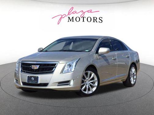 Silver Coast Metallic 2016 Cadillac XTS Luxury