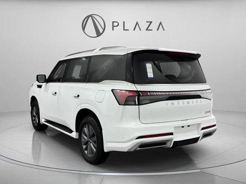 2026 INFINITI QX80 PURE AWD