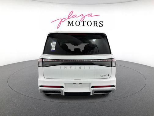 Radiant White 2026 INFINITI QX80 PURE AWD