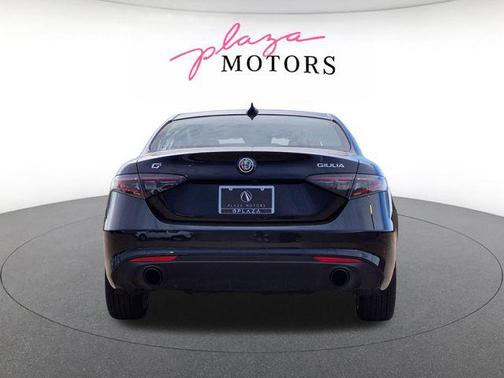 Vulcano Black Metallic 2024 Alfa Romeo Giulia Ti