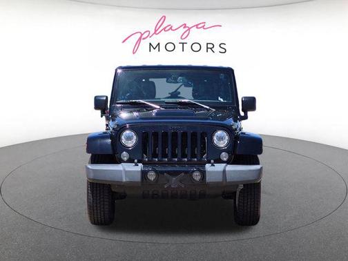 Black Clearcoat 2018 Jeep Wrangler JK Unlimited Altitude