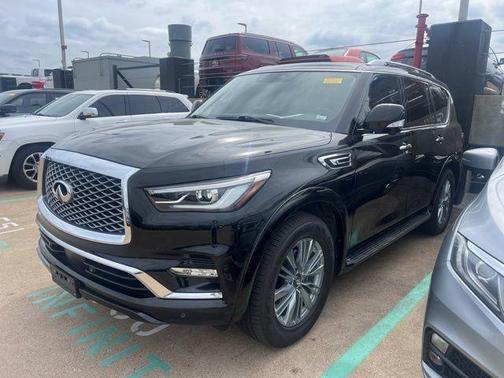 Black Obsidian 2022 INFINITI QX80 Luxe