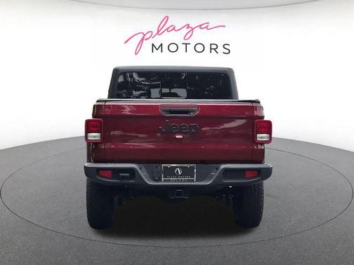 Snazzberry Pearlcoat 2021 Jeep Gladiator Willys 4x4