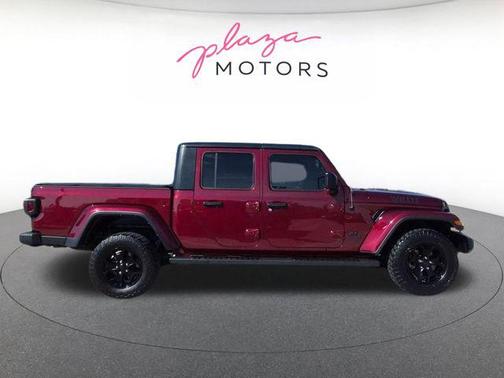 Snazzberry Pearlcoat 2021 Jeep Gladiator Willys 4x4