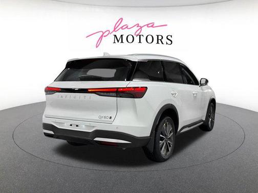 Radiant White 2026 INFINITI QX60 LUXE AWD