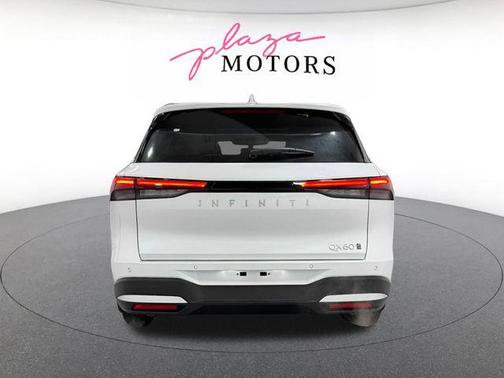 Radiant White 2026 INFINITI QX60 LUXE AWD