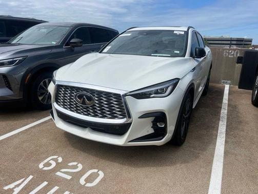 Majestic White 2023 INFINITI QX55 ESSENTIAL