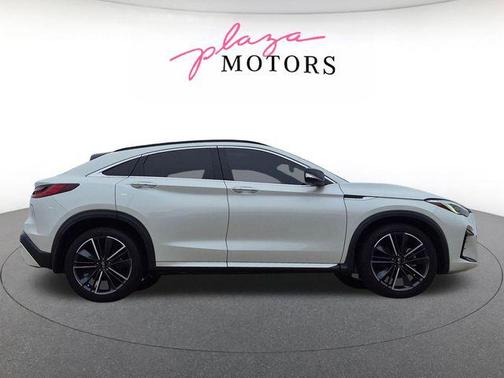 Majestic White 2023 INFINITI QX55 ESSENTIAL