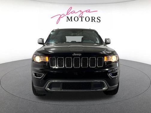 Diamond Black Crystal Pearlcoat 2020 Jeep Grand Cherokee Limited