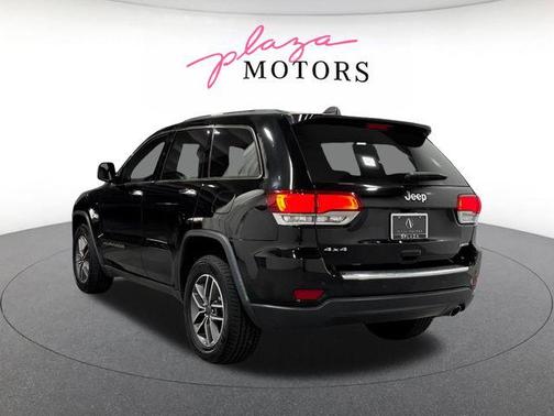 Diamond Black Crystal Pearlcoat 2020 Jeep Grand Cherokee Limited