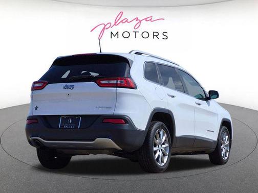 Bright White Clearcoat 2017 Jeep Cherokee Limited
