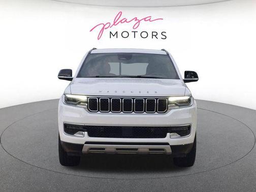 Bright White Clearcoat 2025 Jeep Wagoneer L Series II 4x4