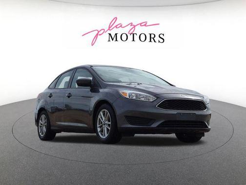 Magnetic 2018 Ford Focus SE
