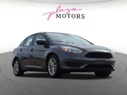 Magnetic 2018 Ford Focus SE