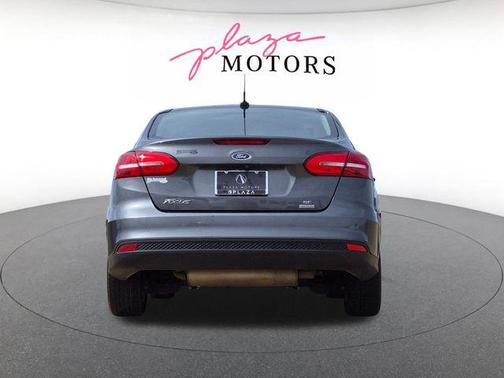 Magnetic 2018 Ford Focus SE