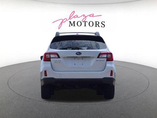 Crystal White Pearl 2015 Subaru Outback 2.5i Limited