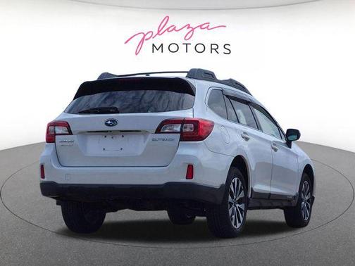 Crystal White Pearl 2015 Subaru Outback 2.5i Limited