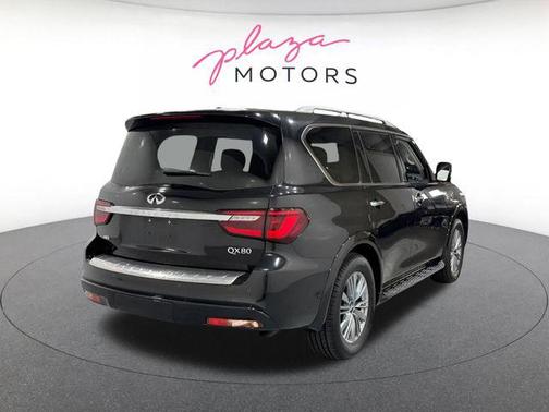 Mineral Black 2024 INFINITI QX80 Luxe