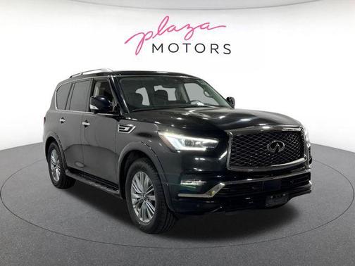 Mineral Black 2024 INFINITI QX80 Luxe