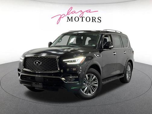 Mineral Black 2024 INFINITI QX80 Luxe