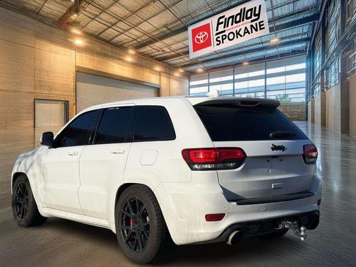 2016 Jeep Grand Cherokee SRT
