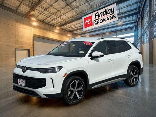 White 2026 Volkswagen Tiguan 2.0T SE 4MOTION