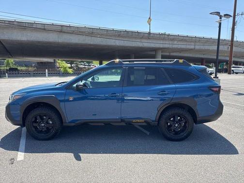 Geyser Blue 2023 Subaru Outback Wilderness