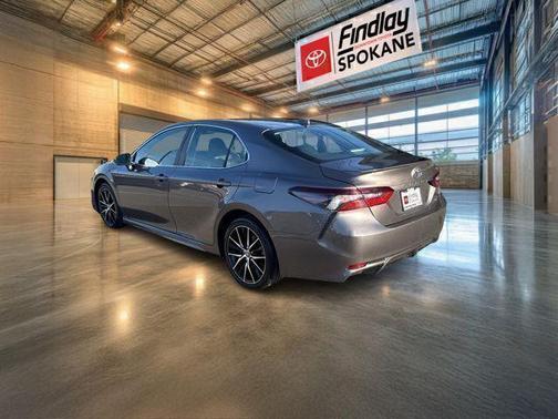 Predawn Gray Mica 2023 Toyota Camry SE