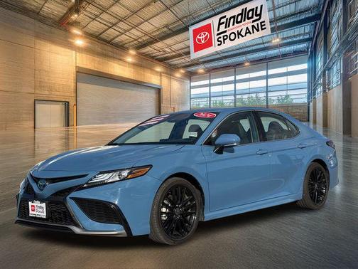 2024 Toyota Camry Hybrid SE