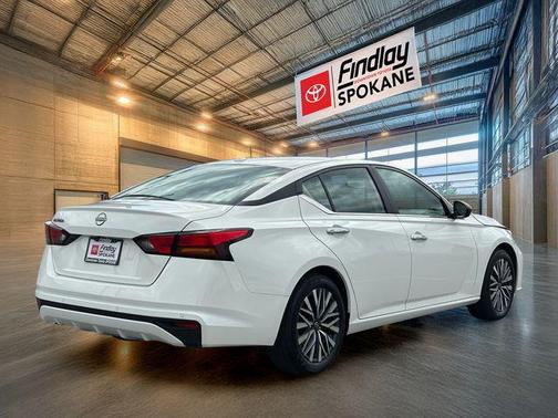 Glacier White 2025 Nissan Altima 2.5 SV