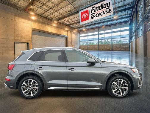 2022 Audi Q5 45 S line Premium Plus
