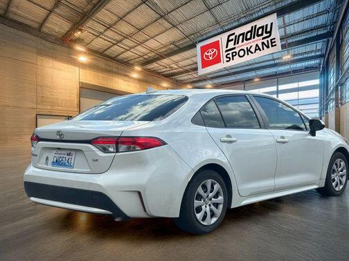 Blizzard Pearl 2021 Toyota Corolla LE