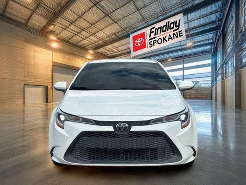 Blizzard Pearl 2021 Toyota Corolla LE