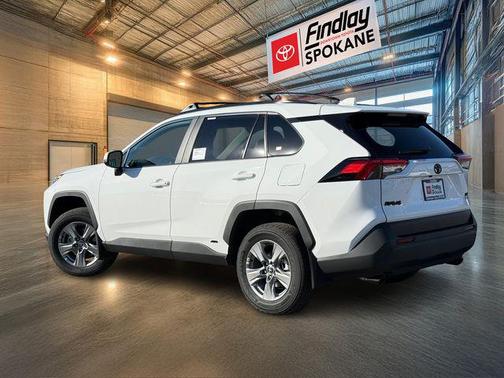 2025 Toyota RAV4 Hybrid XLE