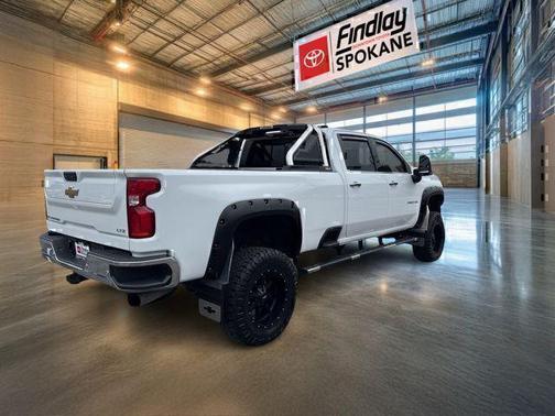 Summit White 2022 Chevrolet Silverado 3500 LTZ