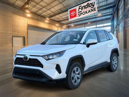 2022 Toyota RAV4 LE
