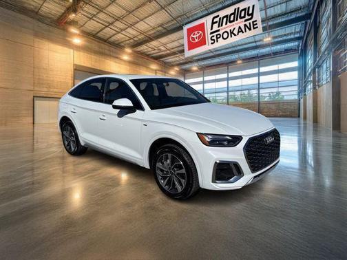 2022 Audi Q5 45 S line Premium Plus