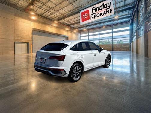2022 Audi Q5 45 S line Premium Plus