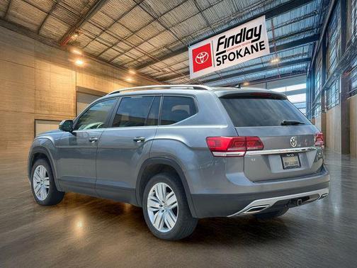 Platinum Gray Metallic 2019 Volkswagen Atlas 3.6L SE w/Technology