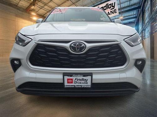 2024 Toyota Highlander XLE