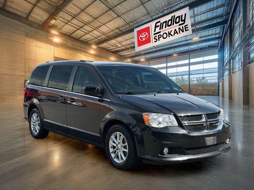 Black Onyx Crystal Pearlcoat 2018 Dodge Grand Caravan SXT