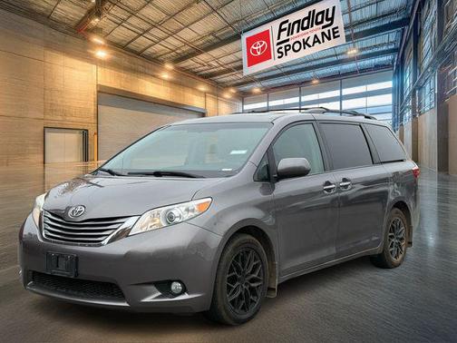 2015 Toyota Sienna XLE