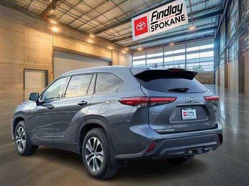 2020 Toyota Highlander Hybrid XLE