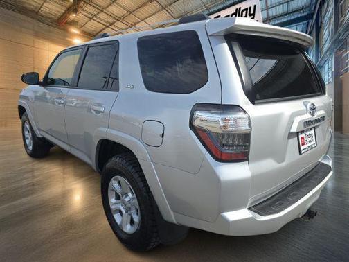Classic Silver Metallic 2024 Toyota 4Runner SR5 Premium
