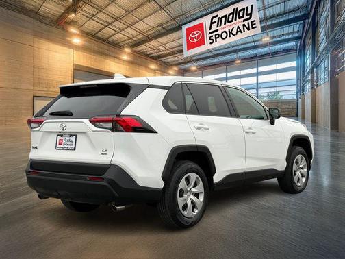 2023 Toyota RAV4 LE