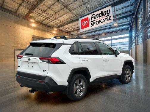 Ice Cap 2024 Toyota RAV4 XLE